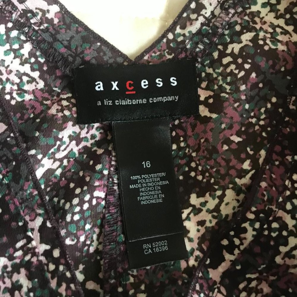 Axcess by Liz Claiborne V-Neck Sleeveless Blouse - Picture 10 of 13